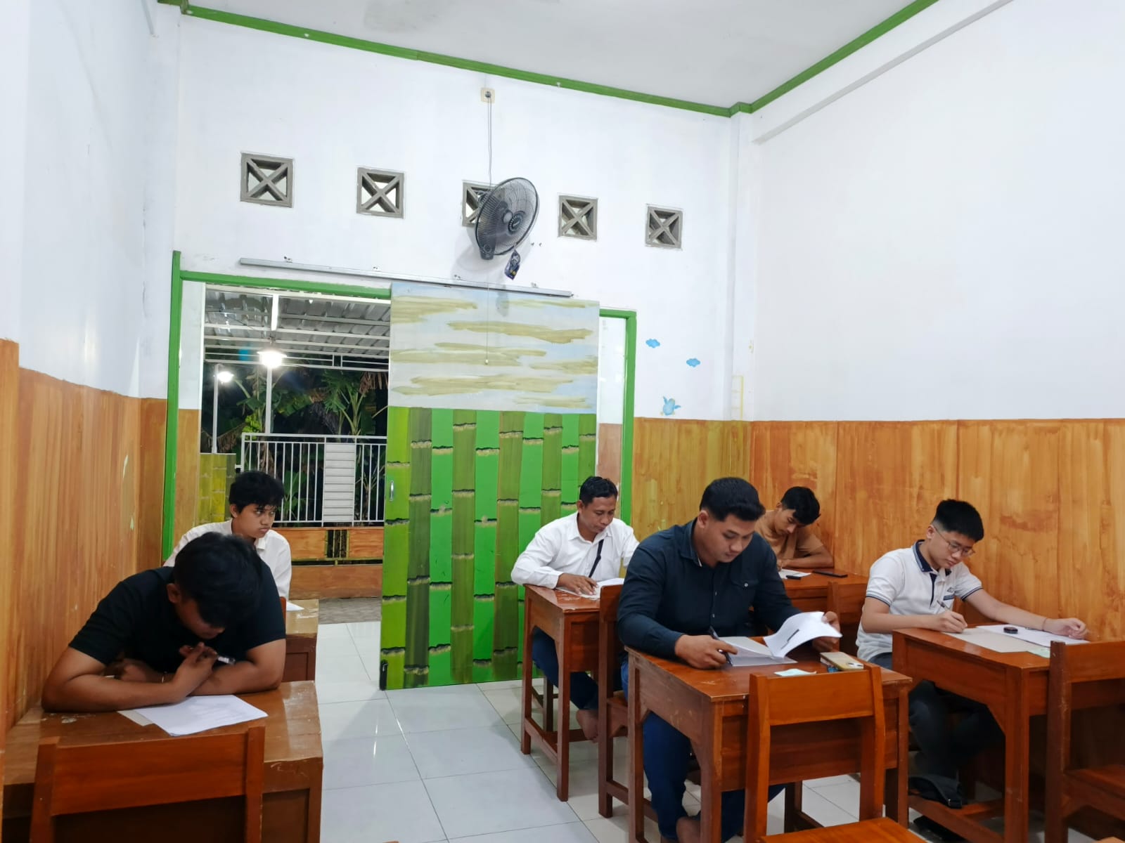 PKBM: Wadah pemberdayaan masyarakat melalui pendidikan nonformal